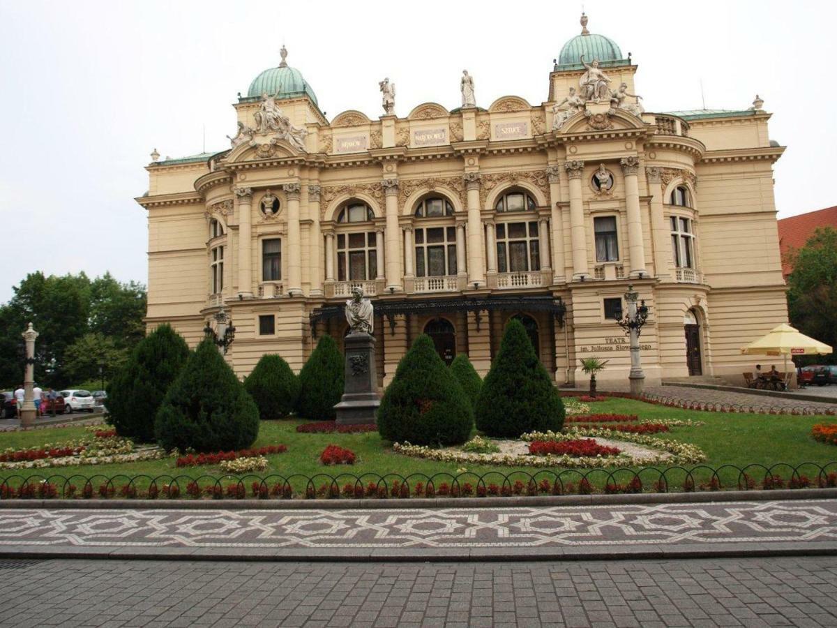 Royals Flower Apartments III Красков Екстериор снимка