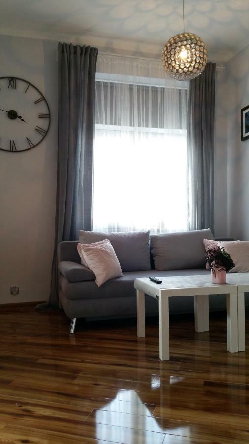 Royals Flower Apartments III Красков Екстериор снимка