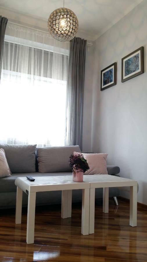 Royals Flower Apartments III Красков Екстериор снимка